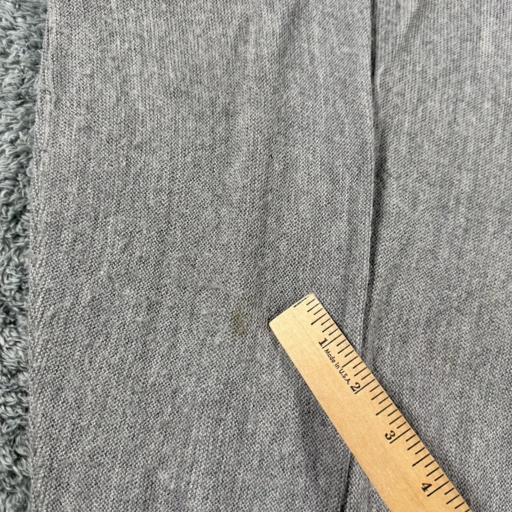 VTG 70s Izod Lacoste V Neck Sweater Mens Medium Gray Acrylic Knit Made in USA